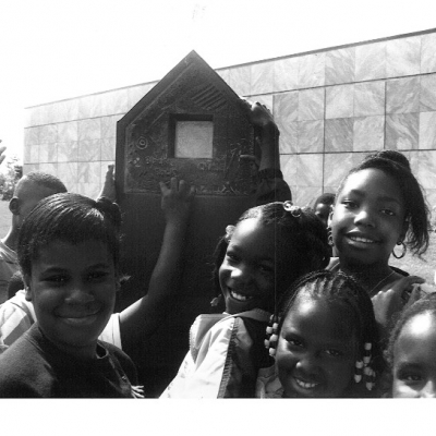 Children with Station at the CAM, © Kamau R.E. Fields, 1992 