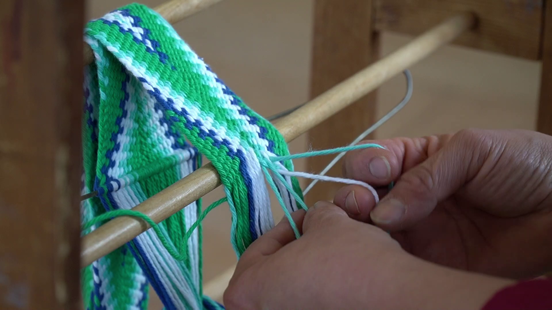 A picture of someone weaving.